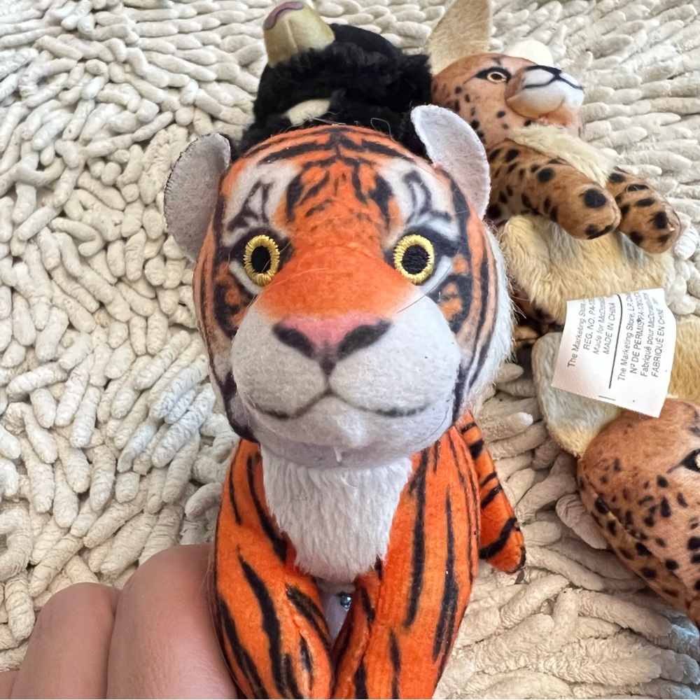 National Geographic Mini Stuffies - Retired McDonalds toys - Picture 5 of 7